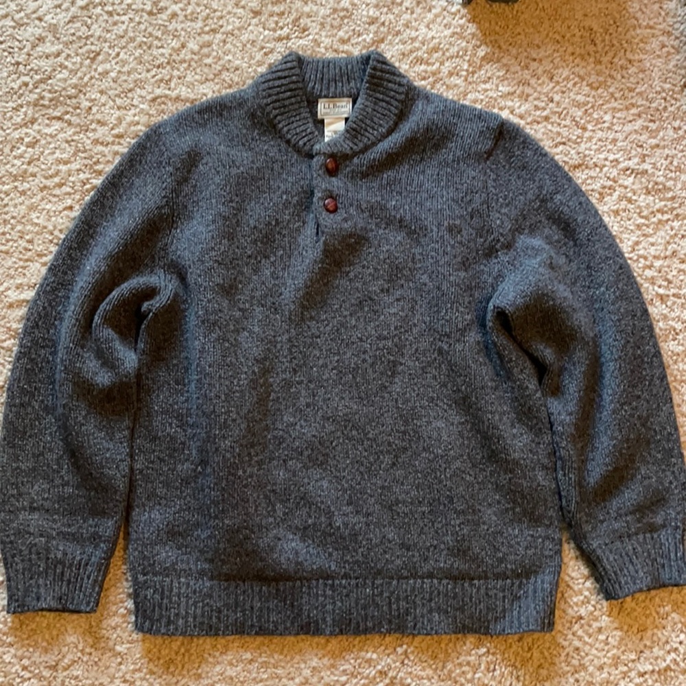 LL Bean Gray 1/4 Button Sweater Men’s Size L